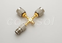 product_details.php?cn=564&i=With+%281%29%2C+%282%29+or+%283%29+Open+Cable+Ports&products_coaxsol1Page=29&p=CXOX245467